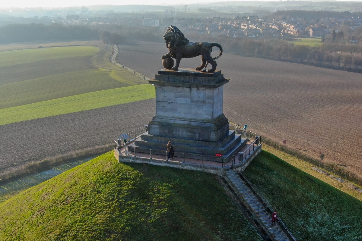 Statue av en løve i Waterloo kommune i Belgia